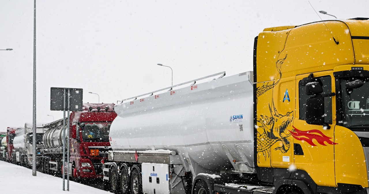 Ukraina: Otwieramy granicę dla pustych ciężarówek z UE