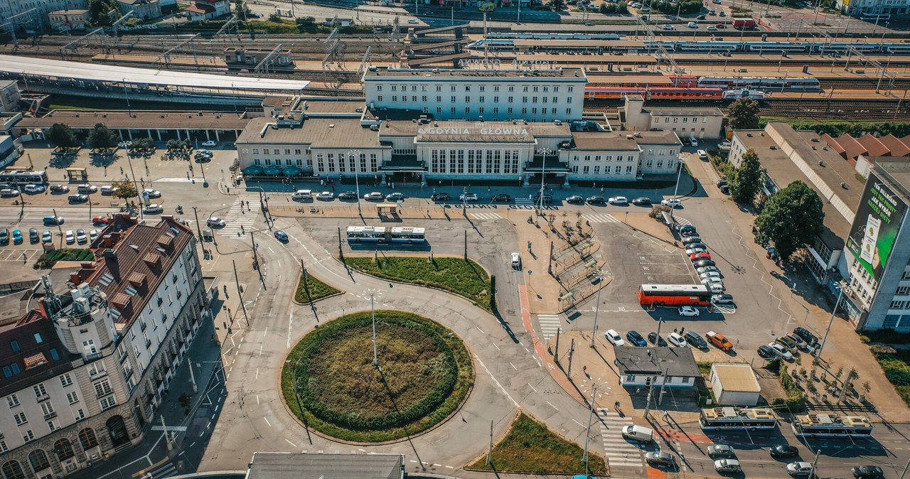 Plac przed Dworcem Głównym w Gdyni trafia do remontu