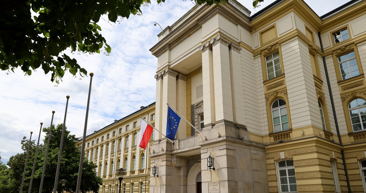 Rząd uzyskał absolutorium za 2023 r. Sejm wskazał „istotne nieprawidłowości”