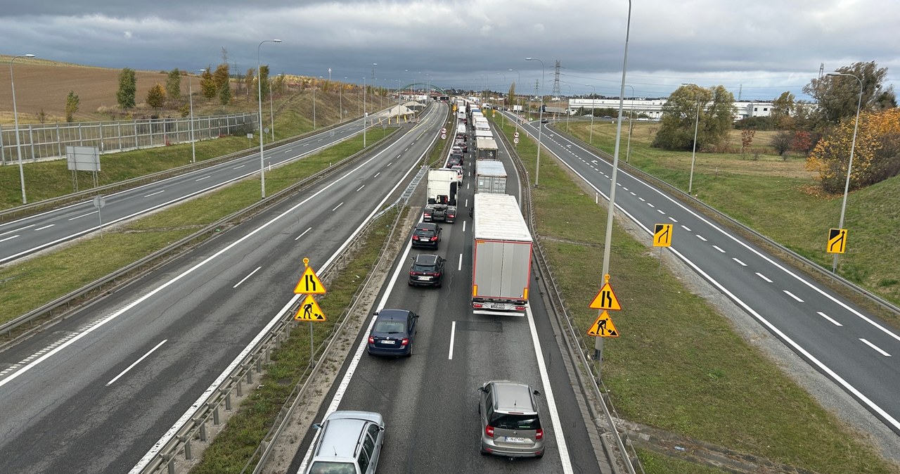 Ruch wokół obwodnicy Trójmiasta stanął. „Kuriozum”