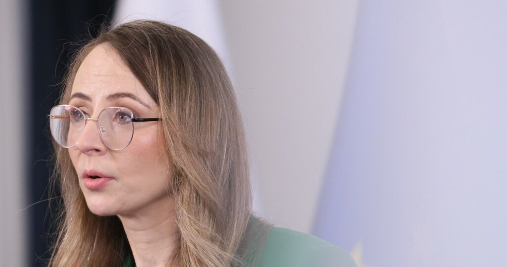 koniec z bezpłatnymi stażami? ministerstwo zapowiada ważne zmiany