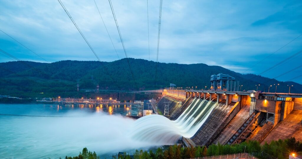 chiny rozpoczynają budowę energetycznego kolosa