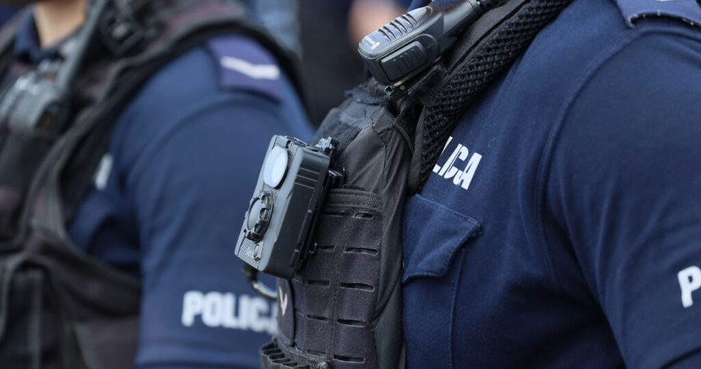 policjanci postrzelili agresywnego mężczyznę. prokuratura zabrała głos