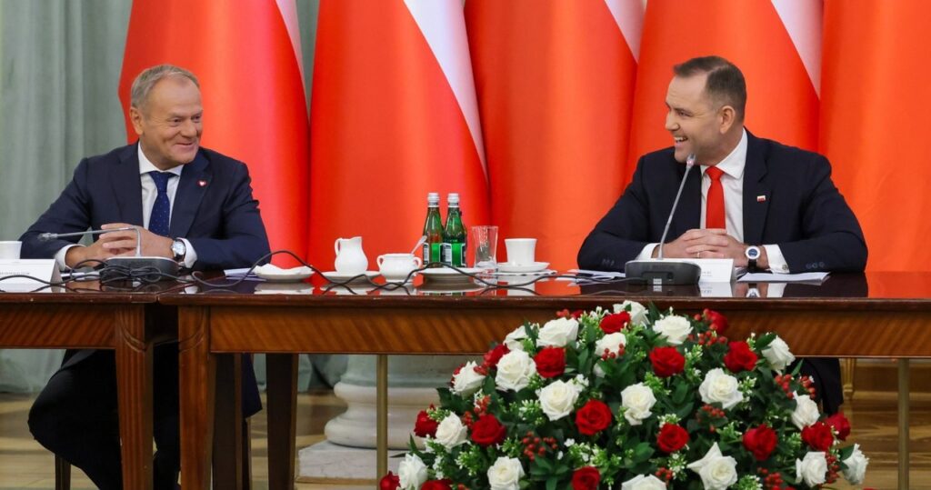 teatr i budowanie przewagi? komentarze po radzie gabinetowej
