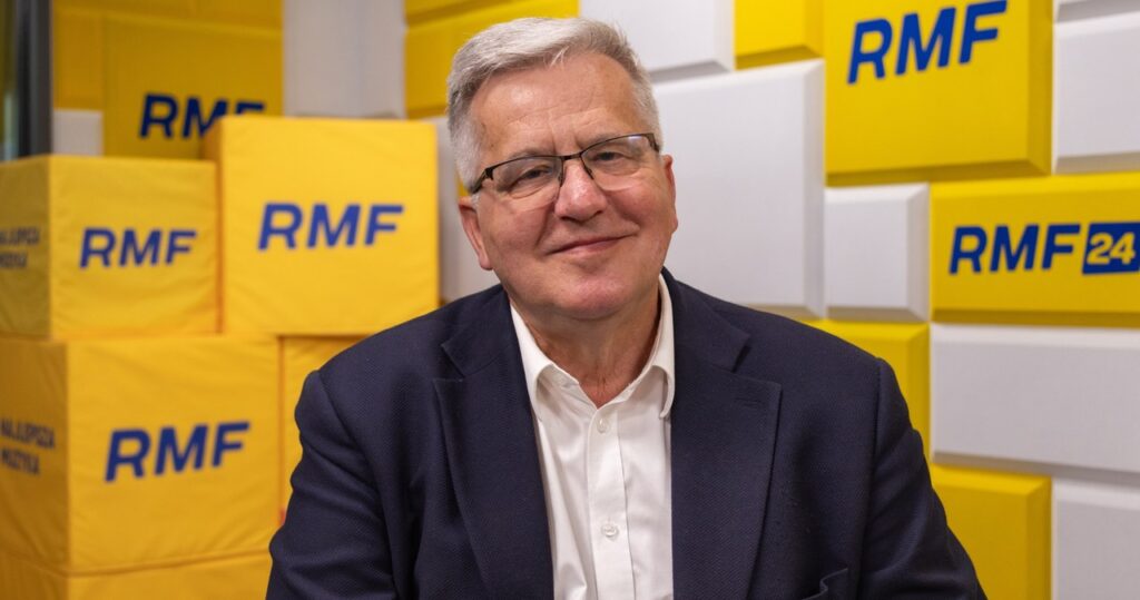 kto wyszedł zwycięsko z próby sił na radzie gabinetowej? oceni to bronisław komorowski
