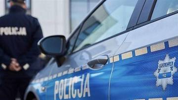 atak na policjantów. funkcjonariusze postrzelili agresora