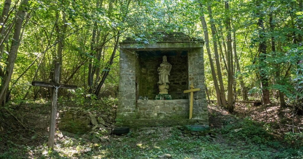 godny pochówek po latach. przywrócono szacunek ofiarom ukraińskiego mordu