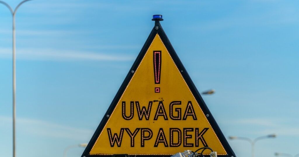 koszmarny wypadek na a2. droga zablokowana