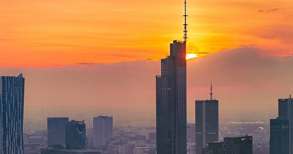 najwyższy taras widokowy w ue już otwarty. znajdziesz go w warszawie