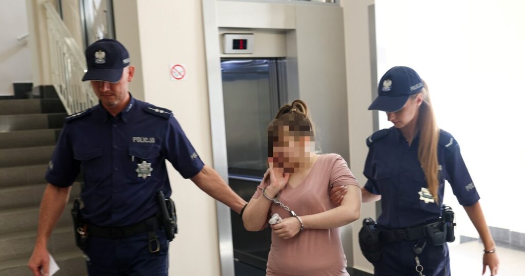 ​matka zatkała usta i nos 2 letniemu synkowi. sąd nie uwierzył w wypadek
