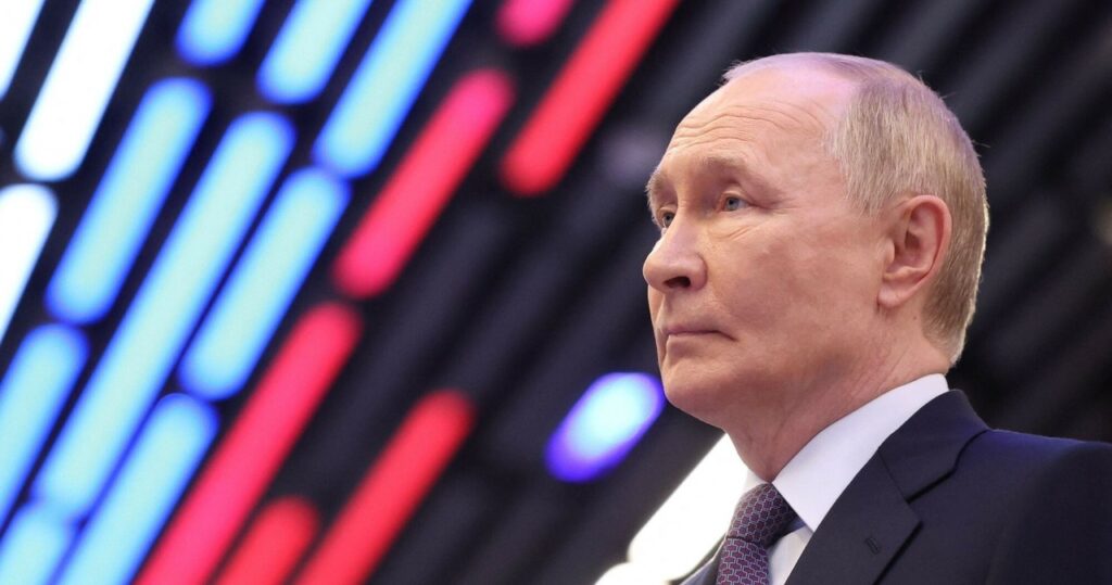 ukraińcy zaatakowali soczi. w mieście był wtedy władimir putin?