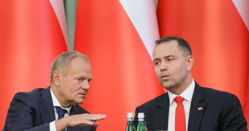 pilny komunikat bbn: prezydent w kontakcie z premierem i mon