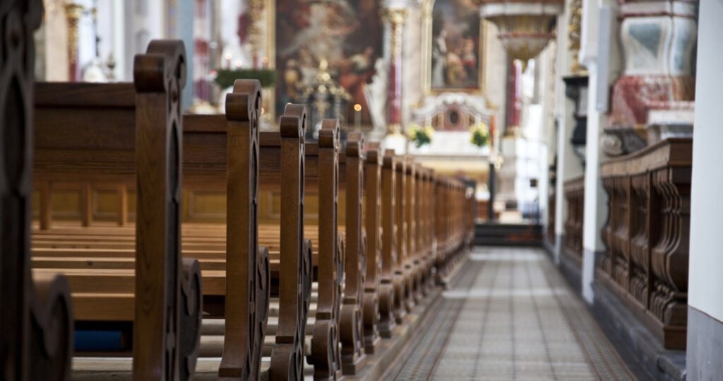 najszybciej na świecie. tak postępuje sekularyzacja w polsce
