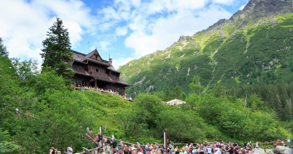 rekordowa frekwencja w tatrach. ponad milion turystów w sierpniu