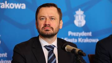 nieznana substancja rozpylona w urzędzie miasta. prezydent krakowa grzmi