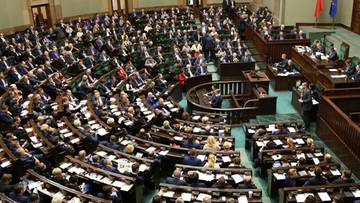 najnowszy sondaż. pięć ugrupowań w sejmie, ofensywa lewicowych partii