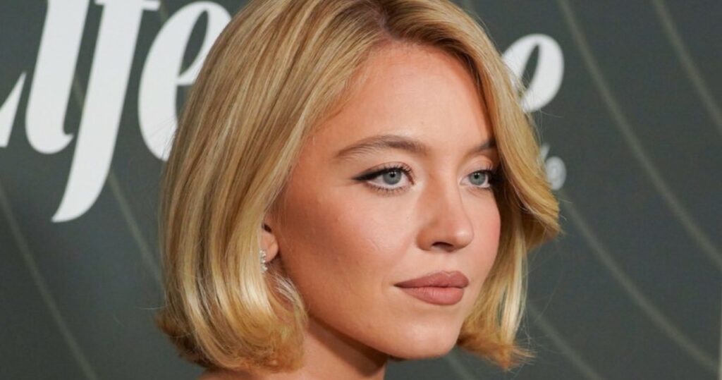 Suknia gwiazdy "Euforii" przyćmiła przemówienie. Trudno nie spojrzeć suknia gwiazdy "euforii" przyćmiła przemówienie. trudno nie spojrzeć