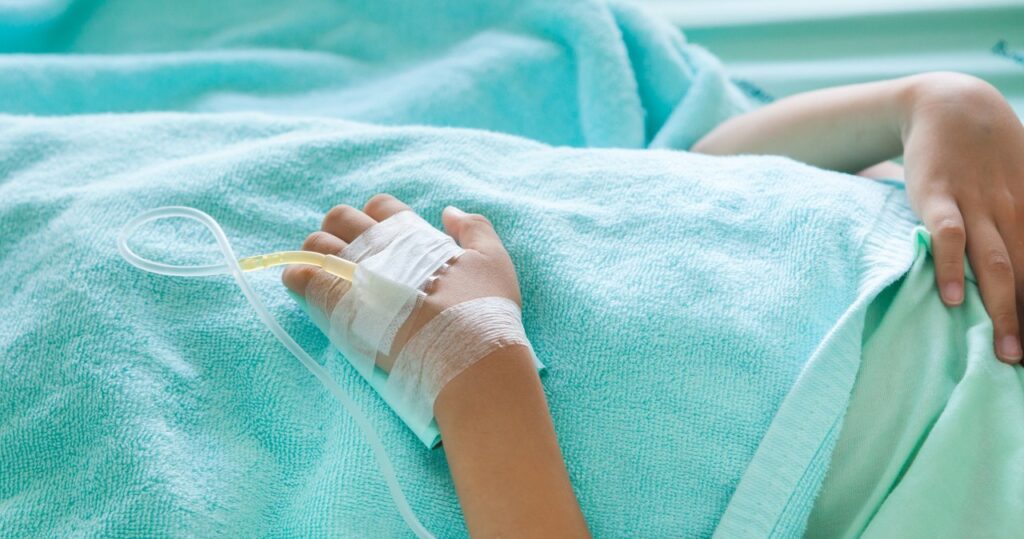 Pies zaatakował 11-latkę. Rany kąsane, szpital, śledztwo prokuratury pies zaatakował 11 latkę. rany kąsane, szpital, śledztwo prokuratury